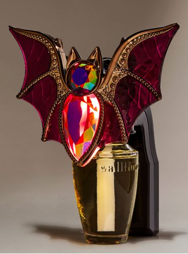 Conector-Para-Wallflowers-Bejeweled-Bat-Nightlight